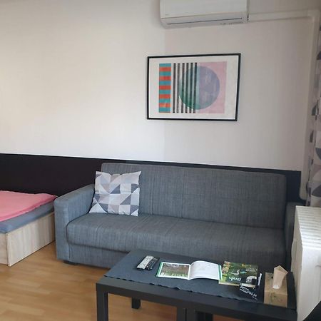 Central Apartman Salgótarján Esterno foto