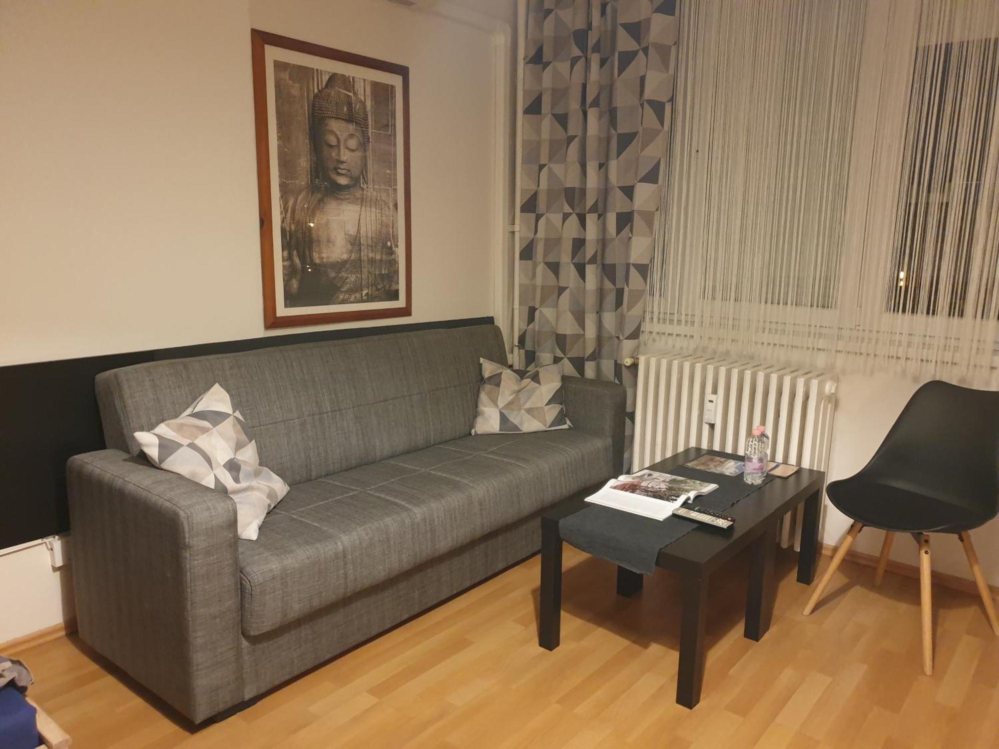 Central Apartman Salgótarján Esterno foto