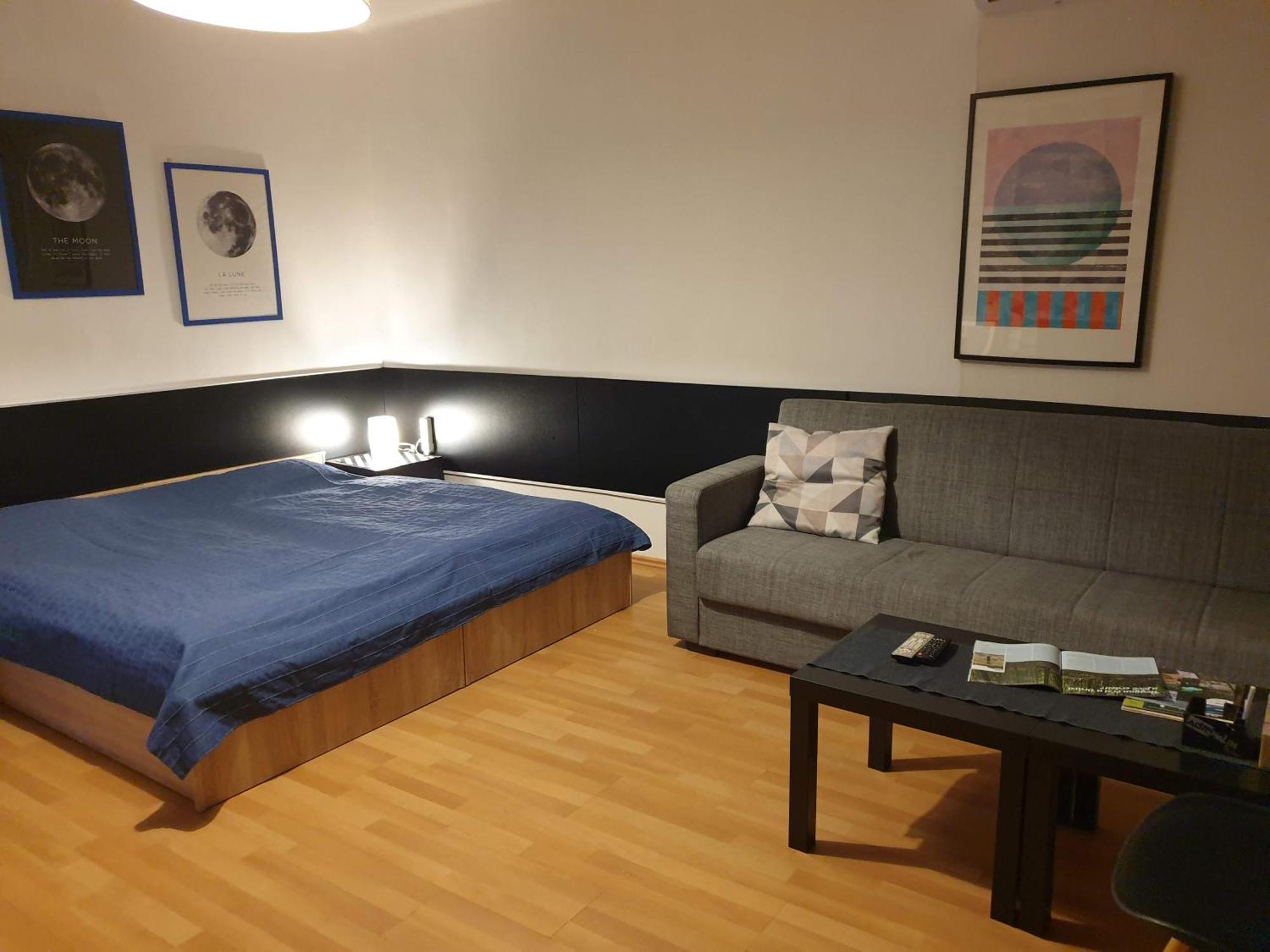 Central Apartman Salgótarján Esterno foto