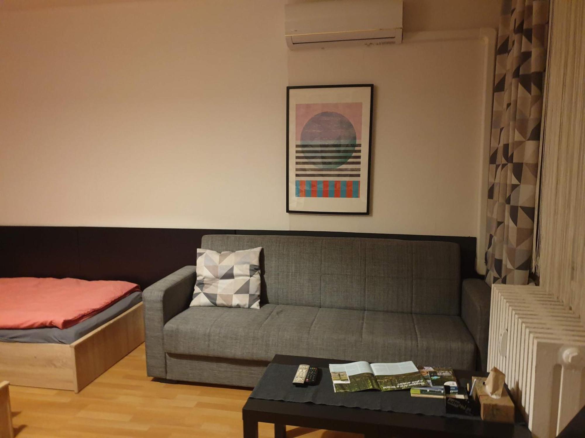 Central Apartman Salgótarján Esterno foto